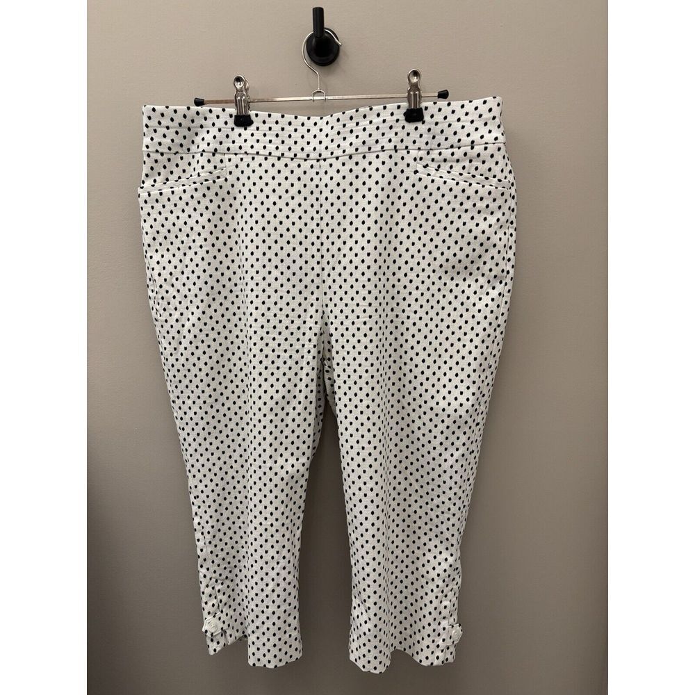 Chico's women's pants size 14 stretchy comfy white with black dots spandex rayon